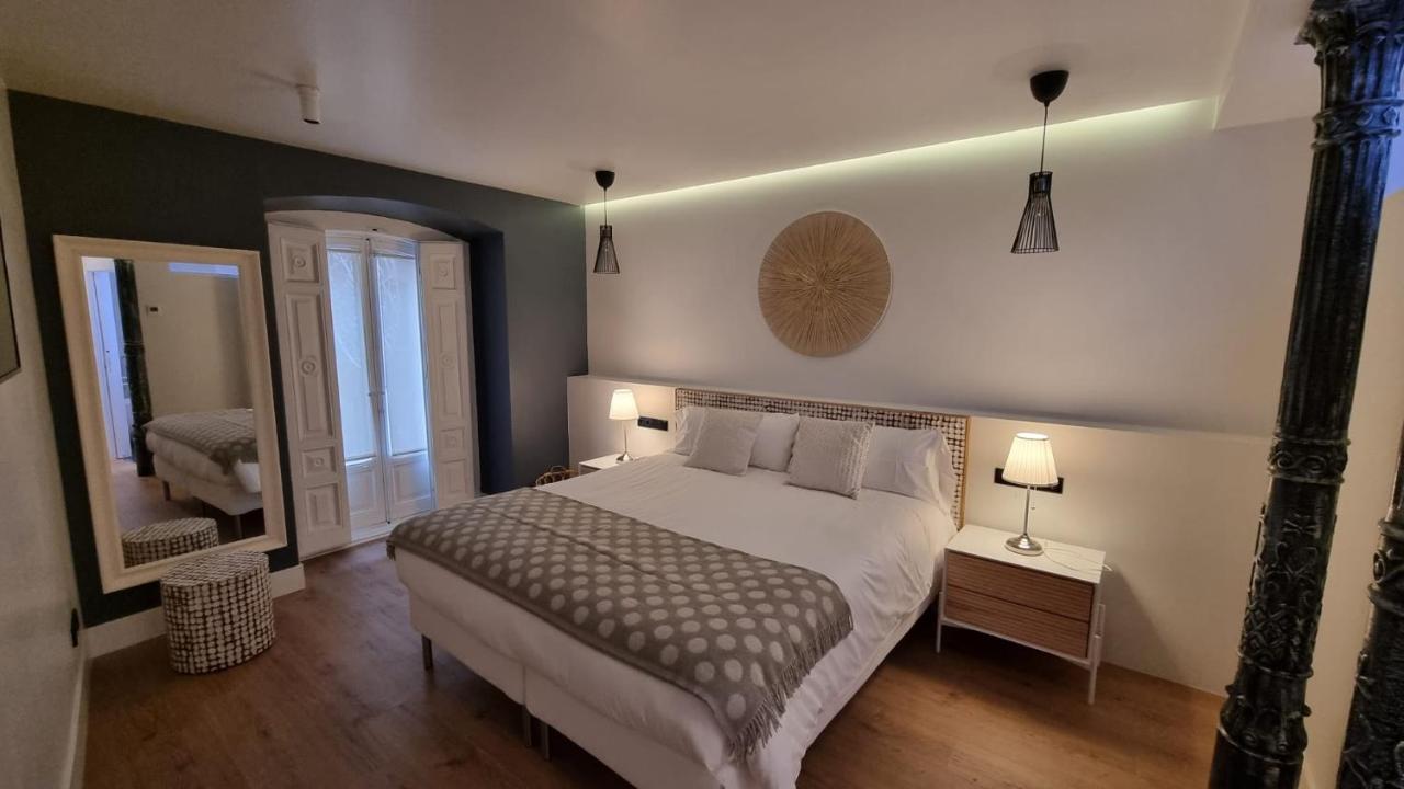 Puerta Del Sol Iii, 4 Bedrooms 5Wc マドリード エクステリア 写真